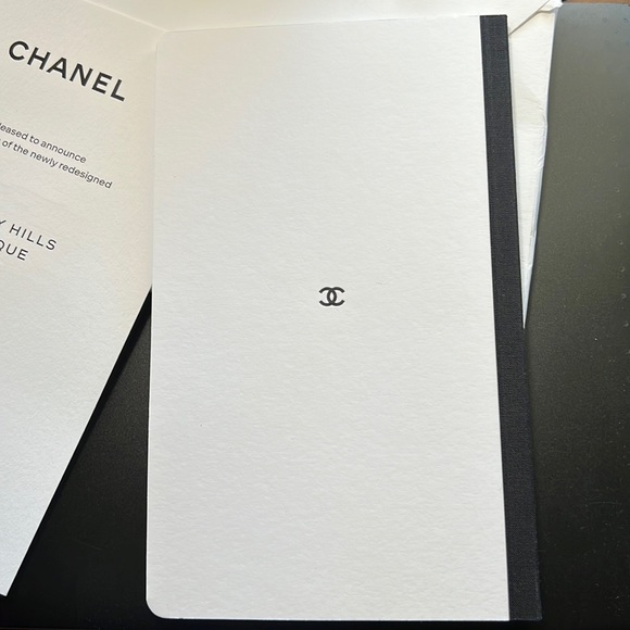 CHANEL NOTEBOOK- Blank Chanel Notebook 8.25”H x 5.10” W x .25” D White Pages NIE - Picture 4 of 16